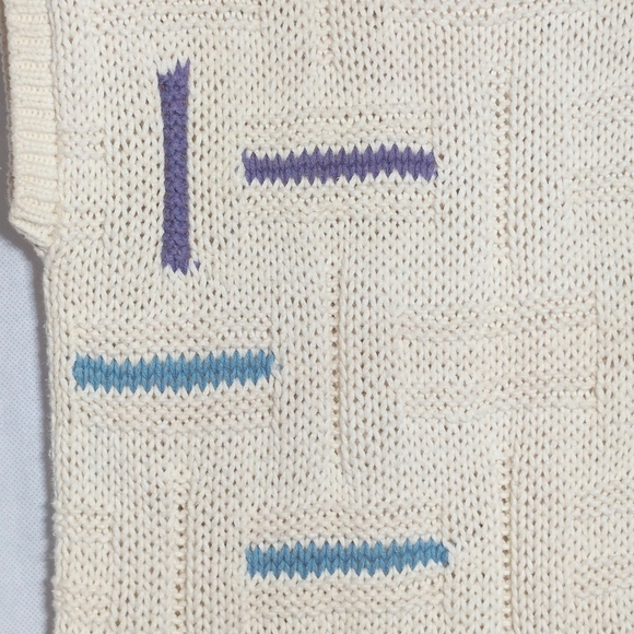 Vintage Unbranded Cream Knit Sweater Vest Sz S with Blue / Purple Accents - Picture 2 of 5